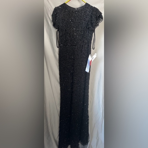 Mac Duggal 10748 NWOT HIGH NECK FLUTTER CAP SLEEVE GOWN - Picture 4 of 7